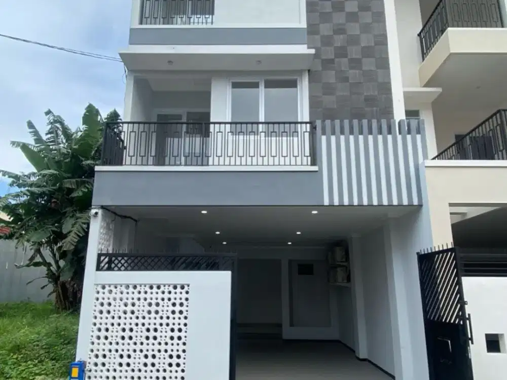 DIJUAL RUMAh KOST PREMIUM FULL MAHASISWA STRATEGIS DEKAT KAMPUS TENGAH KOTA  KAMPUS UB POLINEMA WIDAYAGAMA ABM