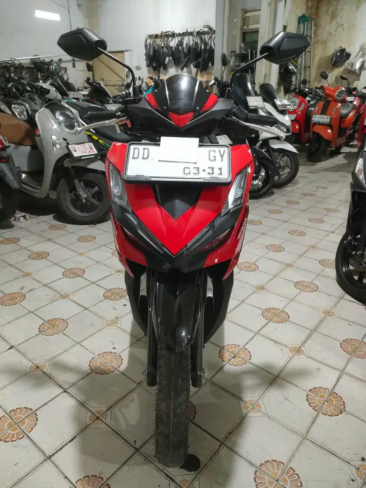 Honda Vario 125cc 2026 Merah Hitam