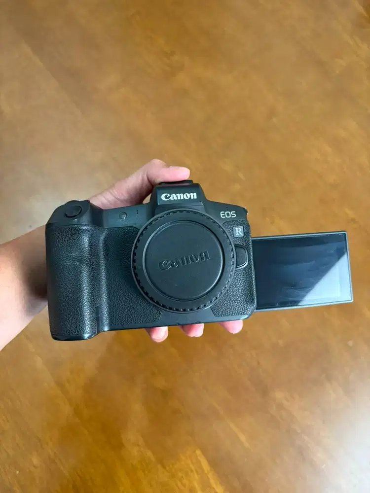 DIJUAL CANON EOS R — BODY ONLY