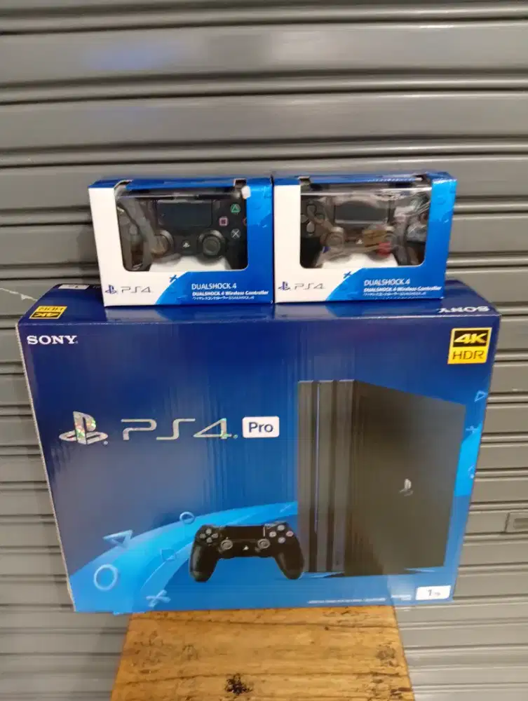 PS4 PRO 1TB 4K H E N 12.XX SERI 7218B FULL GAME BEBAS PILIH(BARU)