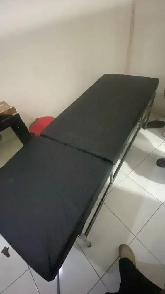bed facial/bed eyelash