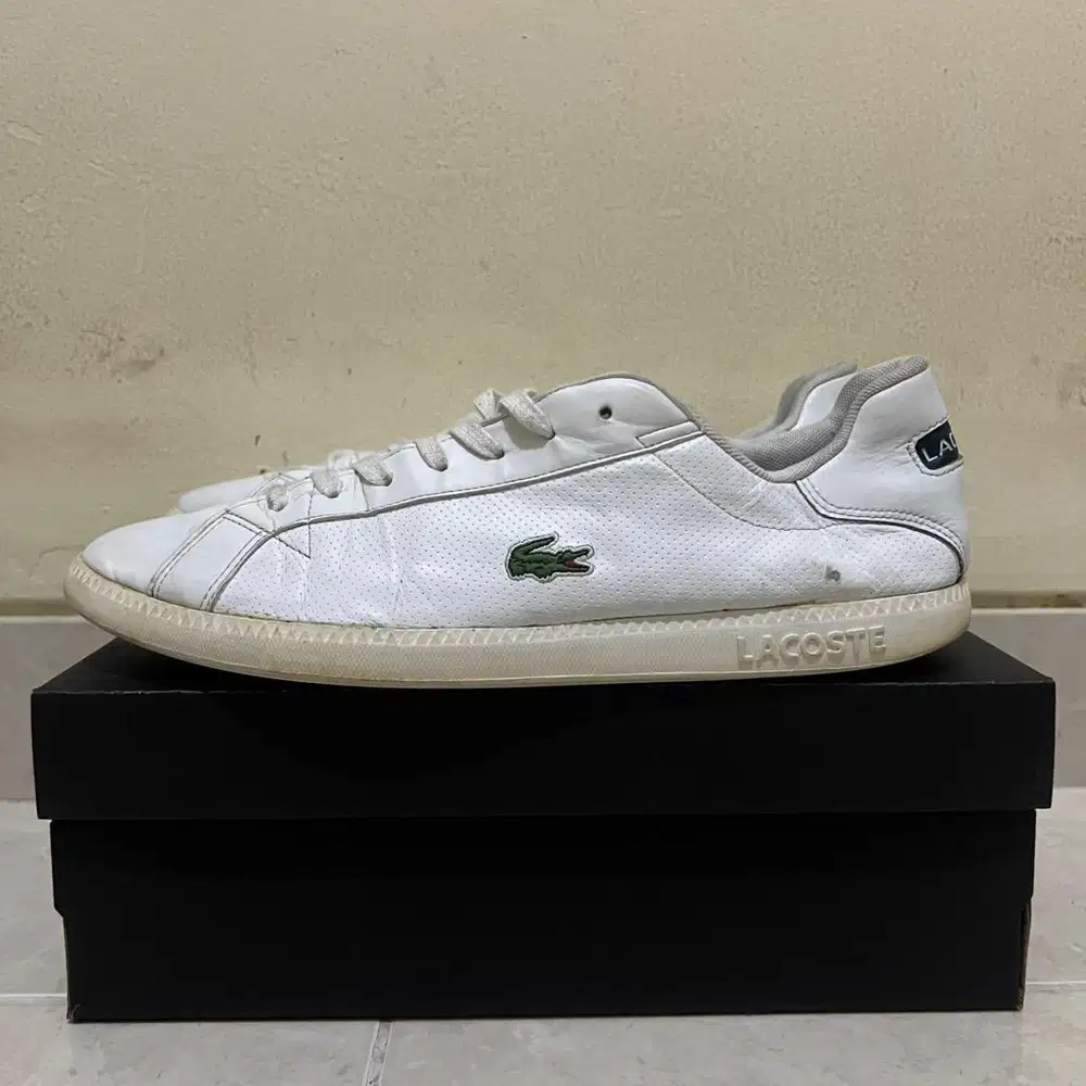 Sepatu LACOSTE Size 44