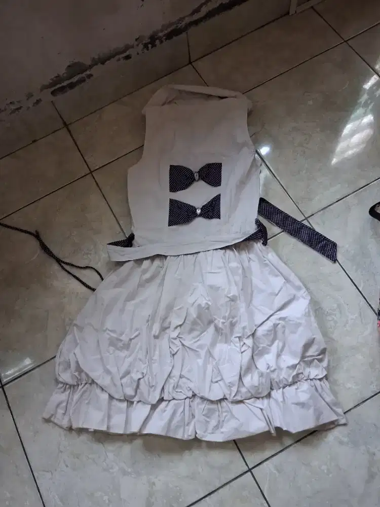 Dress wanita tanpa lengan