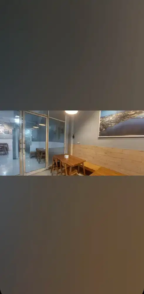 Meja untuk resto