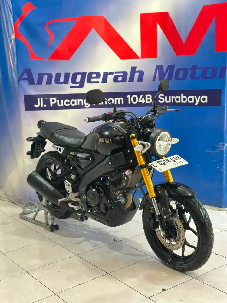 PLAT L YAMAHA XSR 155 VVA 2024