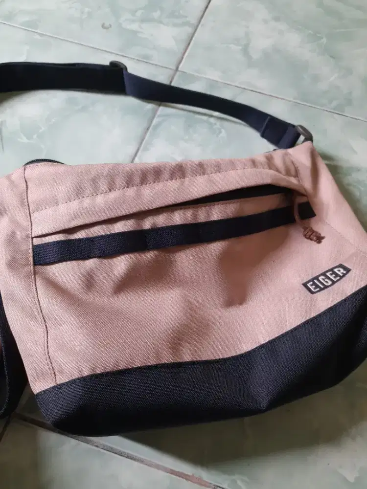 Di jual tas eiger ori