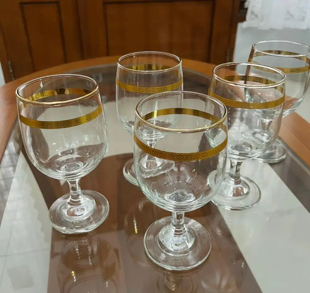 Gelas Piala Kaca