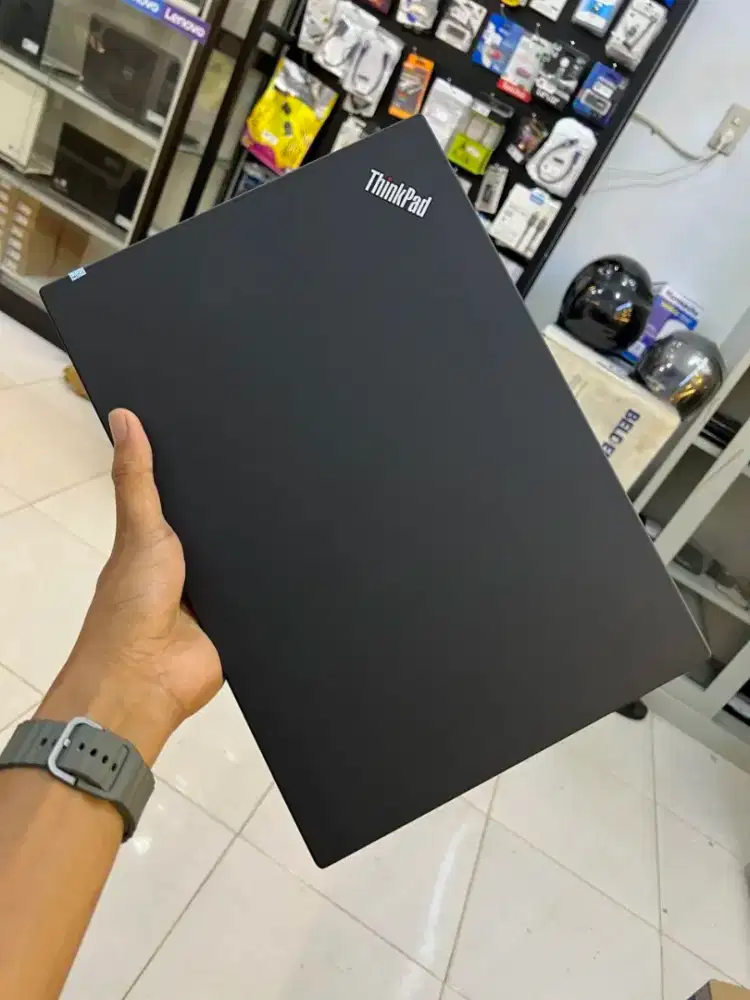 Lenovo T14 Gen 2i Corei7-1135G7