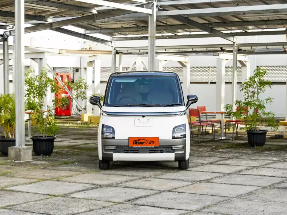 Wuling Air EV Long Range 300 - KM 28rb - Pajak Des 26 - Good Condition
