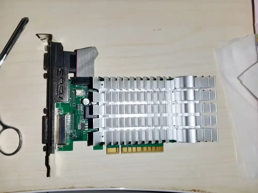 VGA GT 720 Asus 2 GB DDR 3