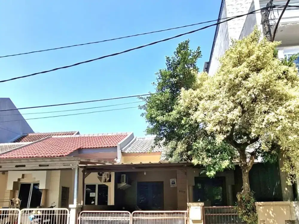 Dijual cepat rumah siap huni di Taman Surya 3, Cengkareng