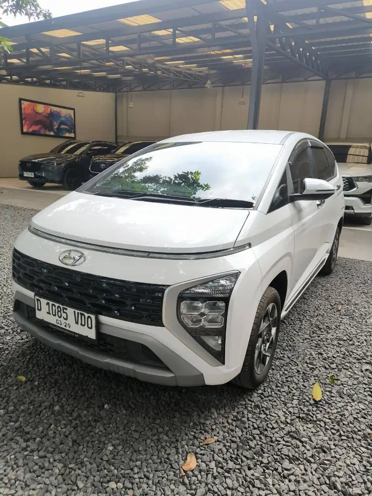 KM 15.000 Hyundai Stargazer 1.5 Prime AT Matic 2023 ASTINA MOBIL Creta
