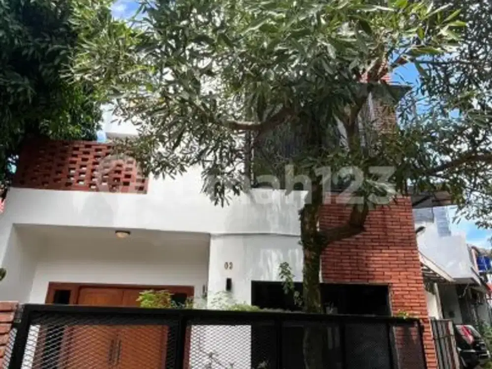 Rumah Indah 2 Lantai Siap Huni di Teras Residence, Pesanggrahan - Jakarta Selatan