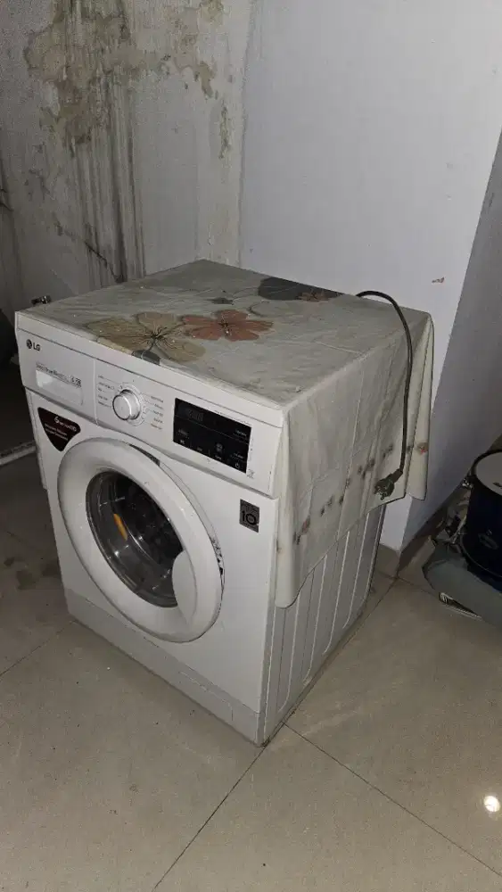 Dijual Mesin cuci LG front 8kg