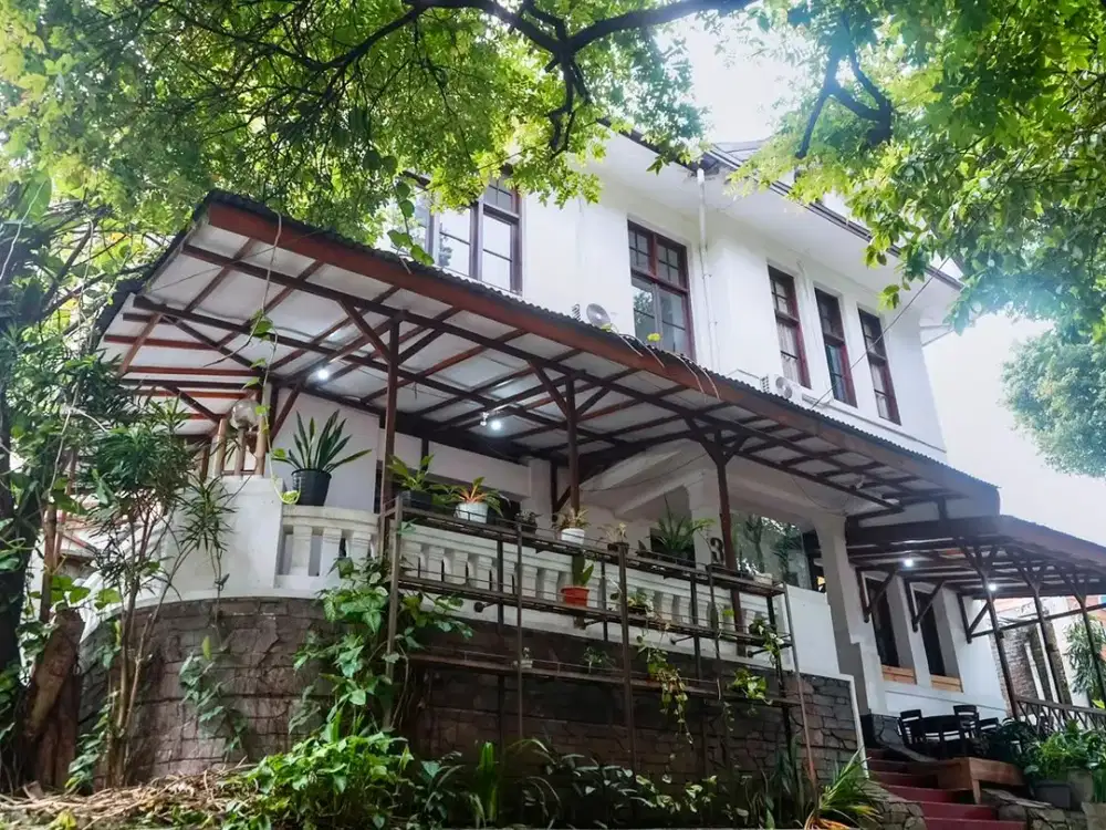 DIJUAL RUMAH HERITAGE BELANDA LOKASI PREMIUM DAN ASRI DI TAMAN SARI DAGO KOTA BANDUNG