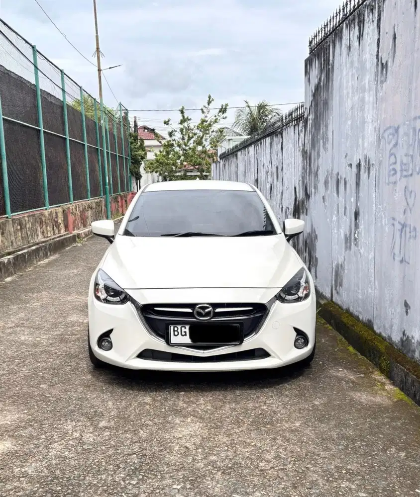 Mazda 2 1.5 Skyactiv matic 2014