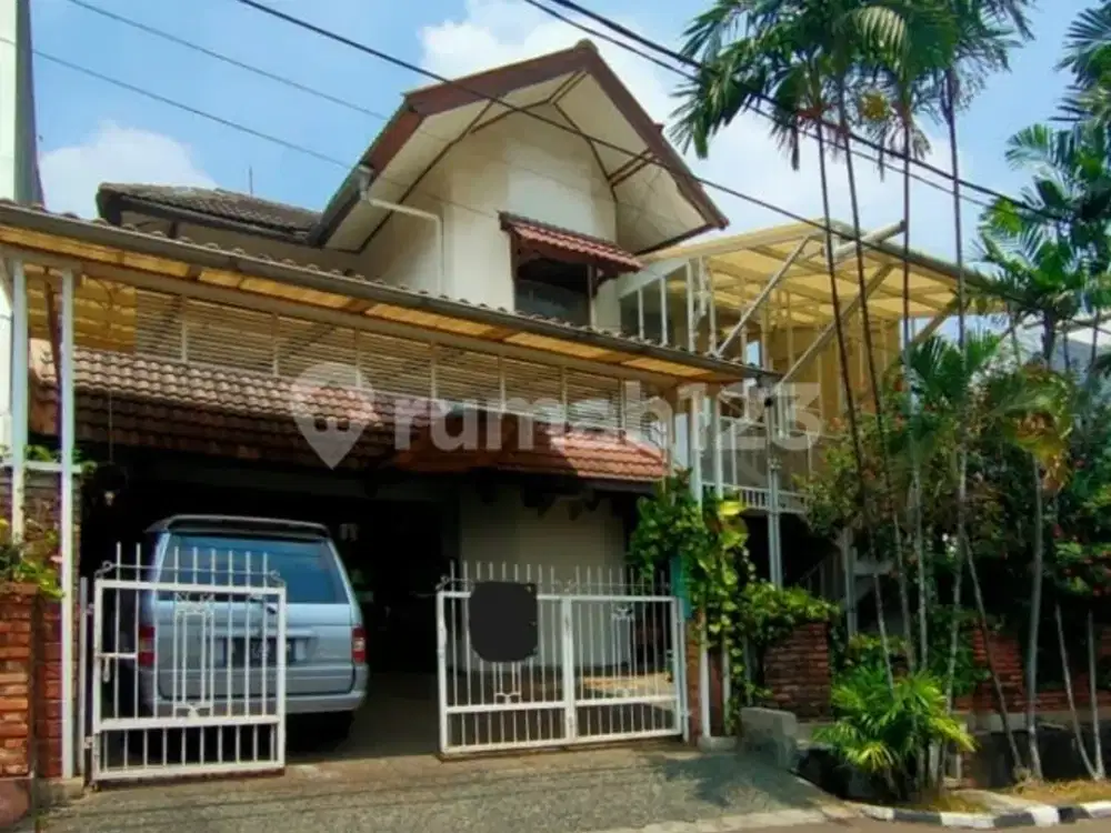 Rumah Mewah Indah Akses Mudah di Pasar Minggu, Jakarta Selatan