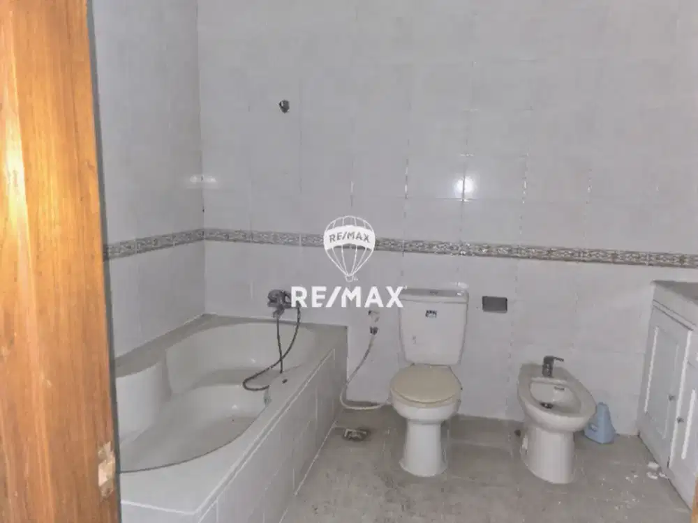 Dijual Rumah Pondok Indah LT 470 m² SHM Lokasi Strategis