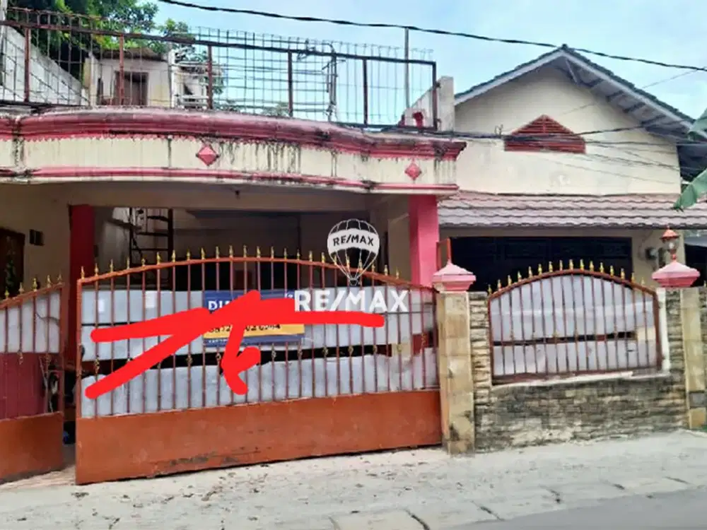 Dijual rumah secondary di Cipedak, Jagakarsa, Jakarta Selatan. LT 136 m², LB 100 m², 3 kamar tidur