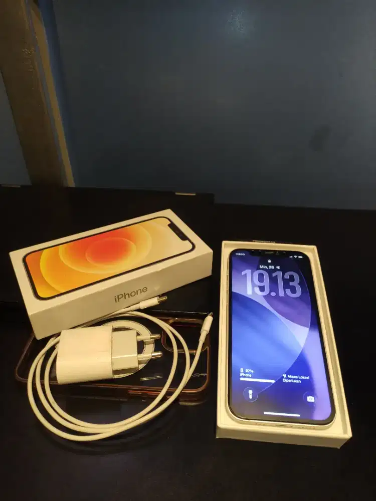 iPhone12 Basic 128gb