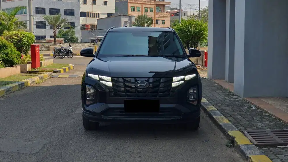 Hyundai Creta 1.5 Trend Black Edition AT Hitam 2023 Like New Low KM