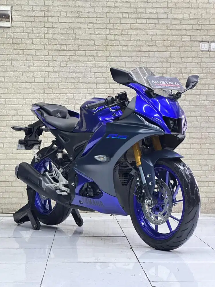 Yamaha R15 V4 2023 Plat AE Ngawi Pajak Panjang Garansi Mesin Muluss