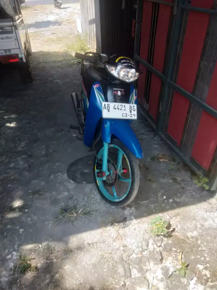 Di jual Supra fit 2004 plat ab pajak hidup STNK,bbpk mesin ori