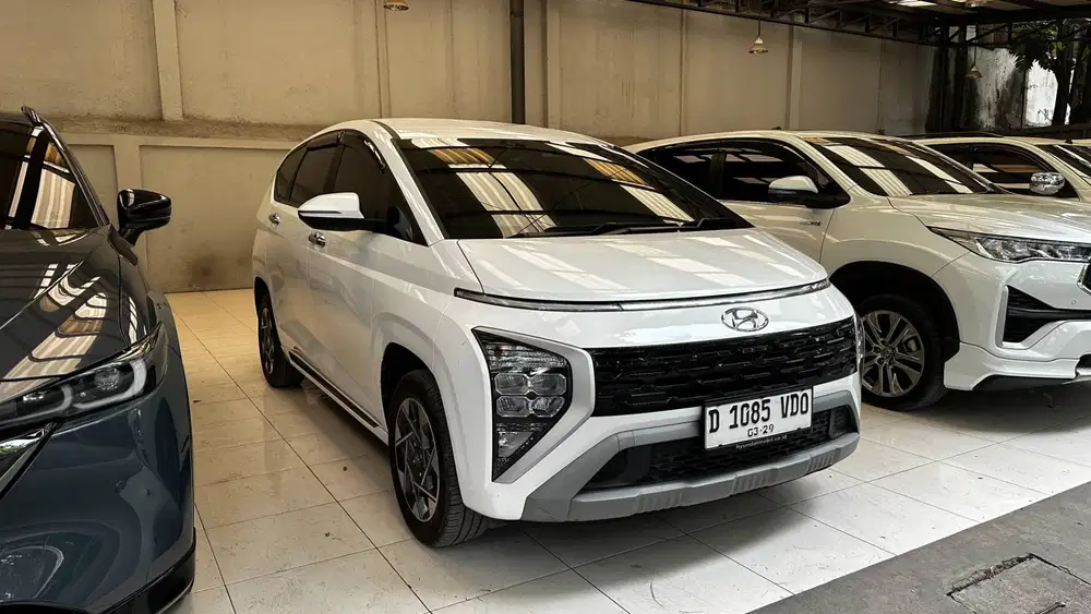 KM 15.000 ANTIK HYUNDAI STARGAZER 1.5 PRIME AT 2023