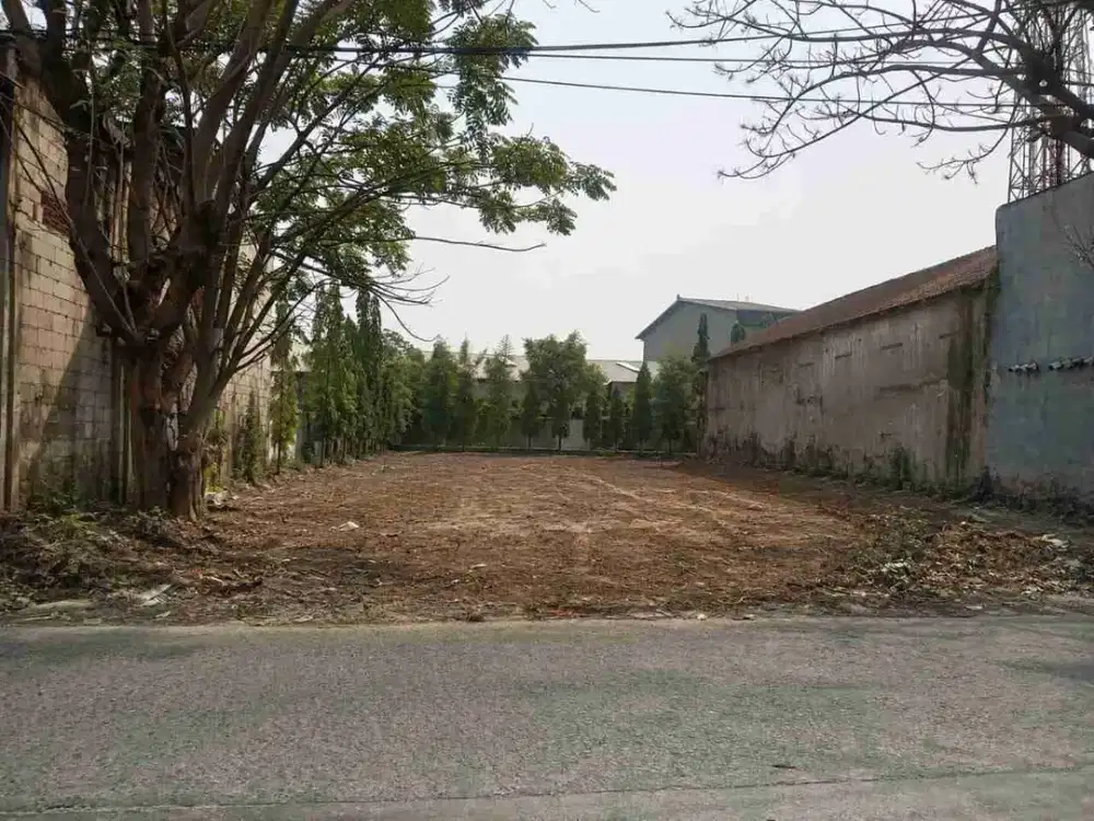DiSewakan lahan kosong sudah padat di Jalan Utama Pintu Masuk Kawasan Industri MM2100 Jarakosta Sukadanau Cikarang Barat Kab. Bekasi