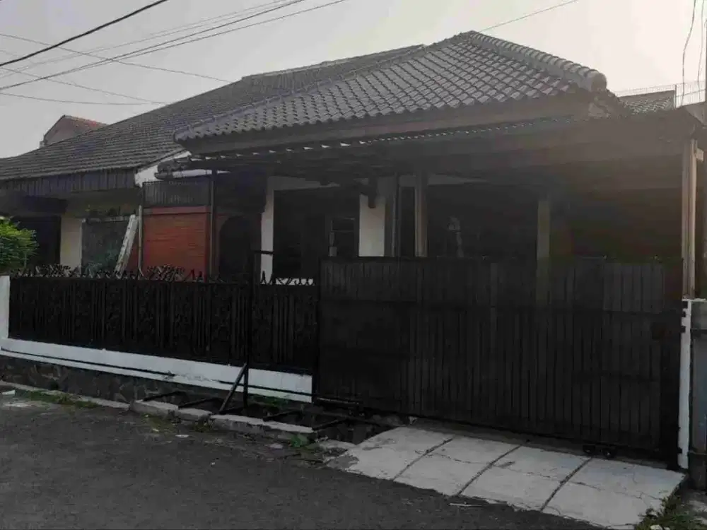 Rumah di Turangga Sayap Buah Batu Bandung