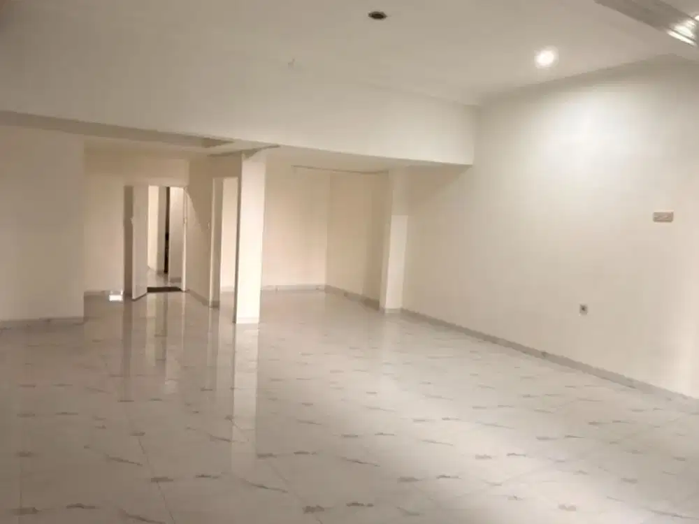 DIJUAL CEPAT RUKO 3 Lantai MAINROAD RAJAWALI BANDUNG (dekat RS Rajawali) sdh renov, siap pakai bandung M