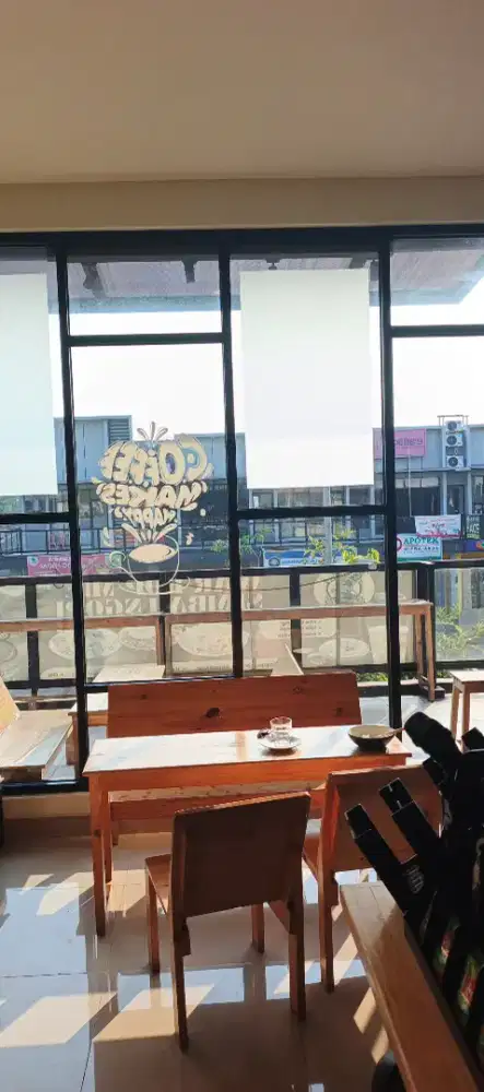 Lowongan buat jaga kedai kopi
