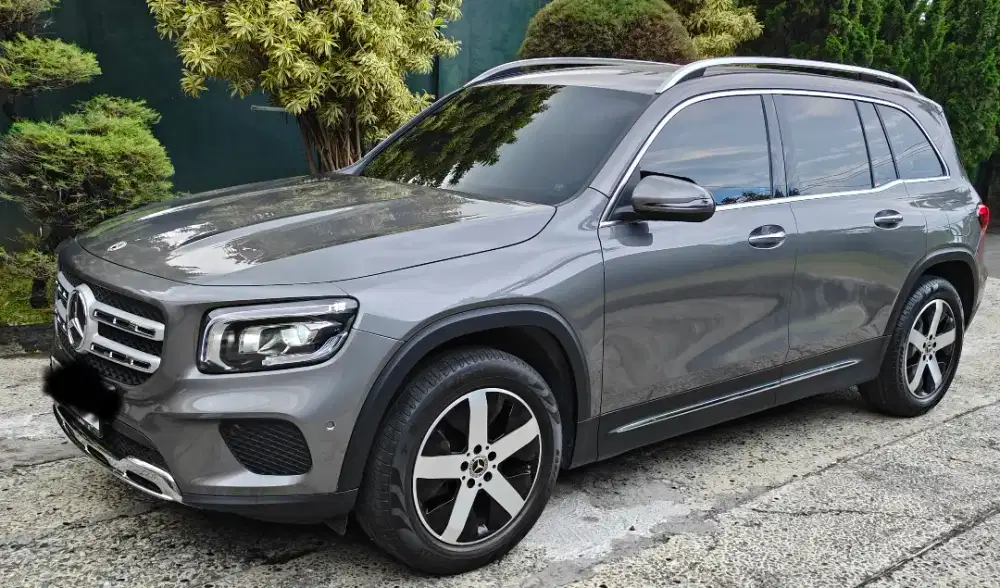 mercedes benz GLB200 thn 2022