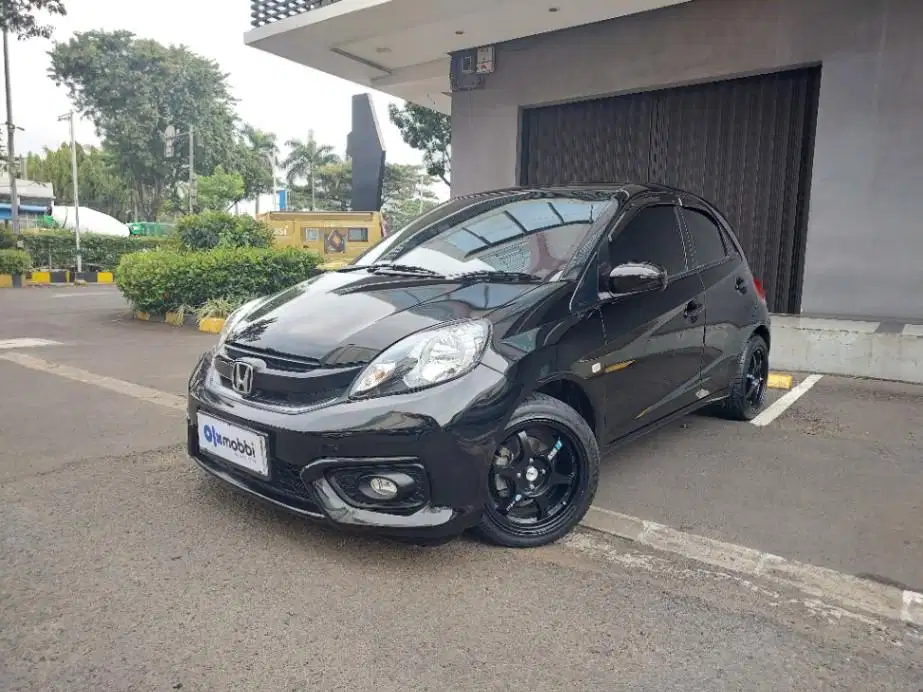 DP MURAH Honda Brio Satya 1.2 E Bensin-AT 2017  C7ZHA