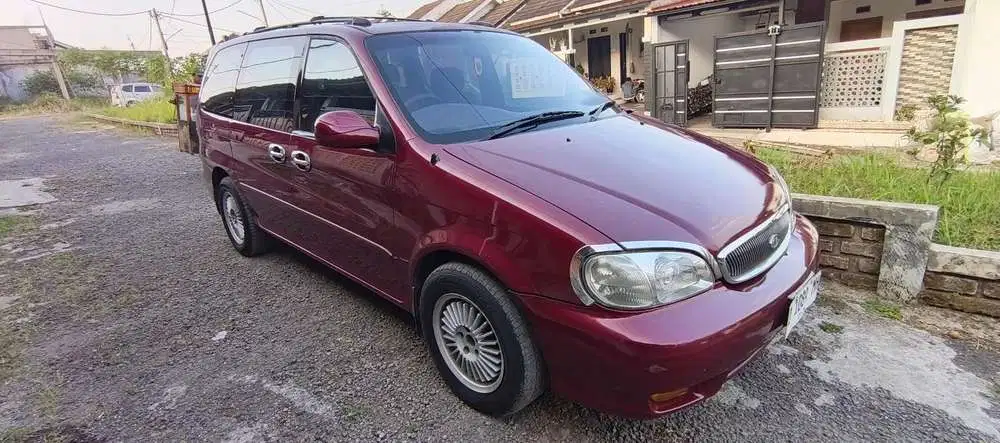 Kia Carnival 2000 Bensin