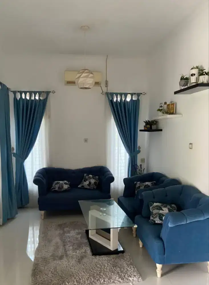 DIJUAL SOFA CHESTERFIELD MINIMALIS/SOFA RETRO MODERN