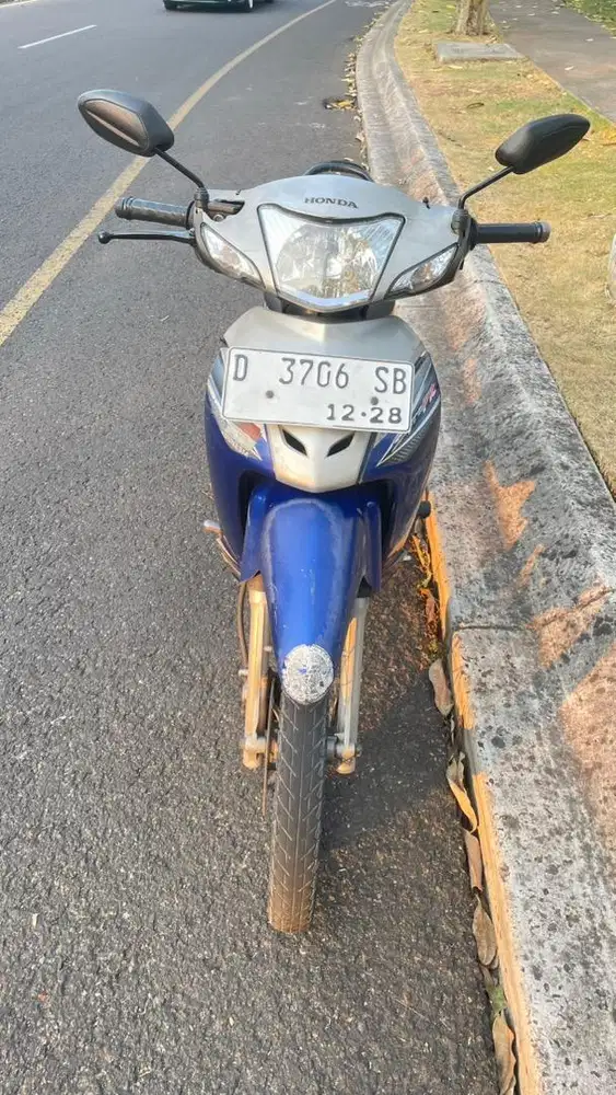 Honda Supra Fit 2005