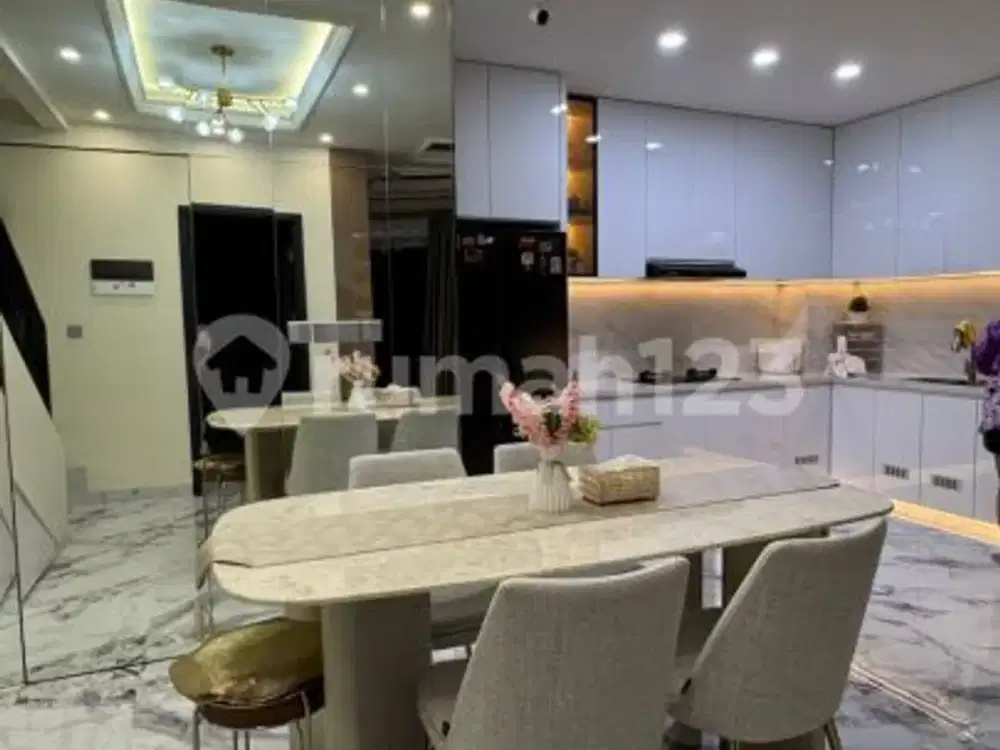 Rumah Cantik Full Design Leonora Gading Serpong