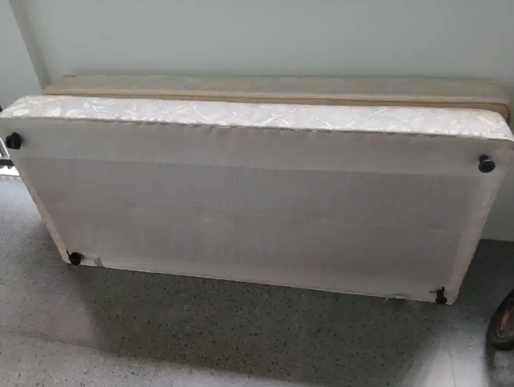 Kasur Springbed Airland (bawahan kasur dengan roda)