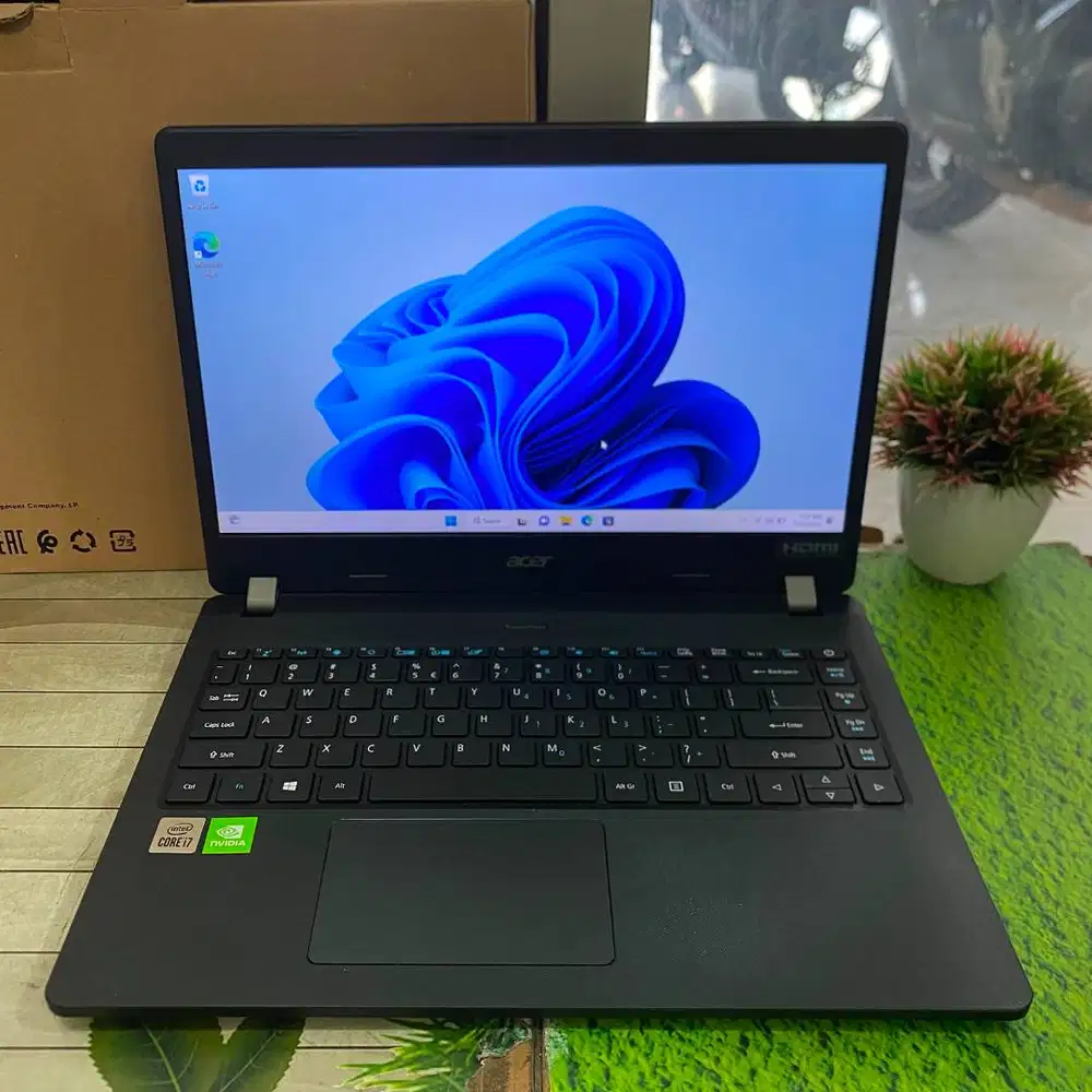 New Acer Travelmate P214-52G Core i7-10510U 8GB 256GB MX230 2GB Win 11