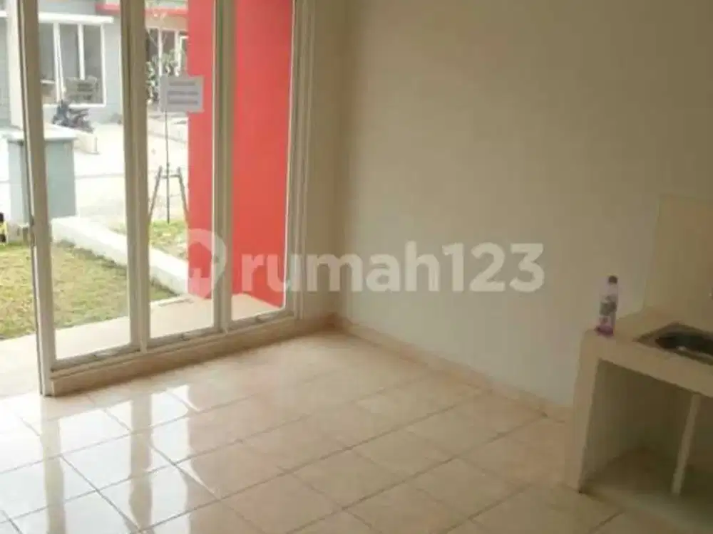 Rumah 2 Lantai di Fortune Breeze Graha Raya