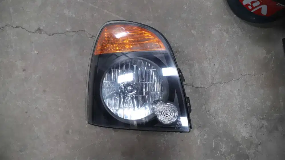 HEADLAMP KANAN HYUNDAI H100 PU 2016, 921024F520