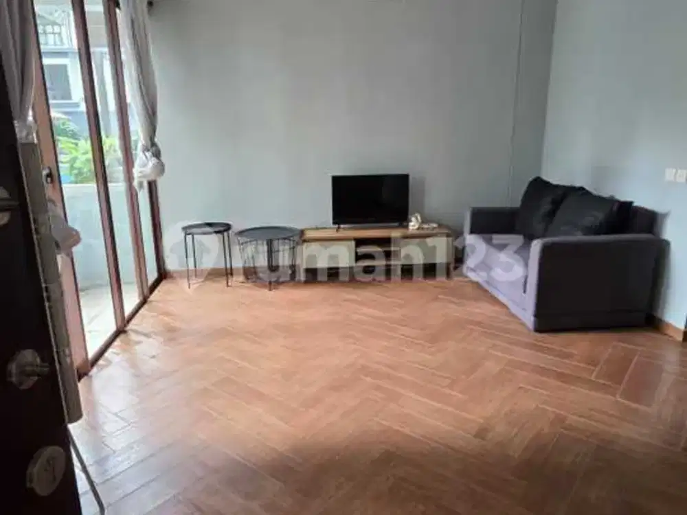 Townhouse Indah Akses Mudah Siap Huni Lingkungan Asri di Vanya Park Carnelian, BSD - Tangerang