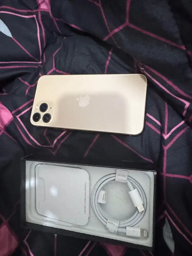 Iphone 11 pro 256gb bisa ketemu saja