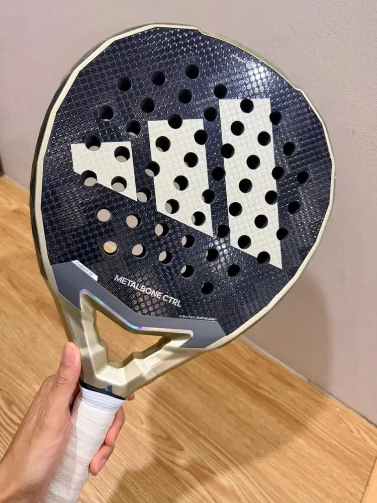 Raket padel Adidas Metalbone CTRL 3.4 (2025)