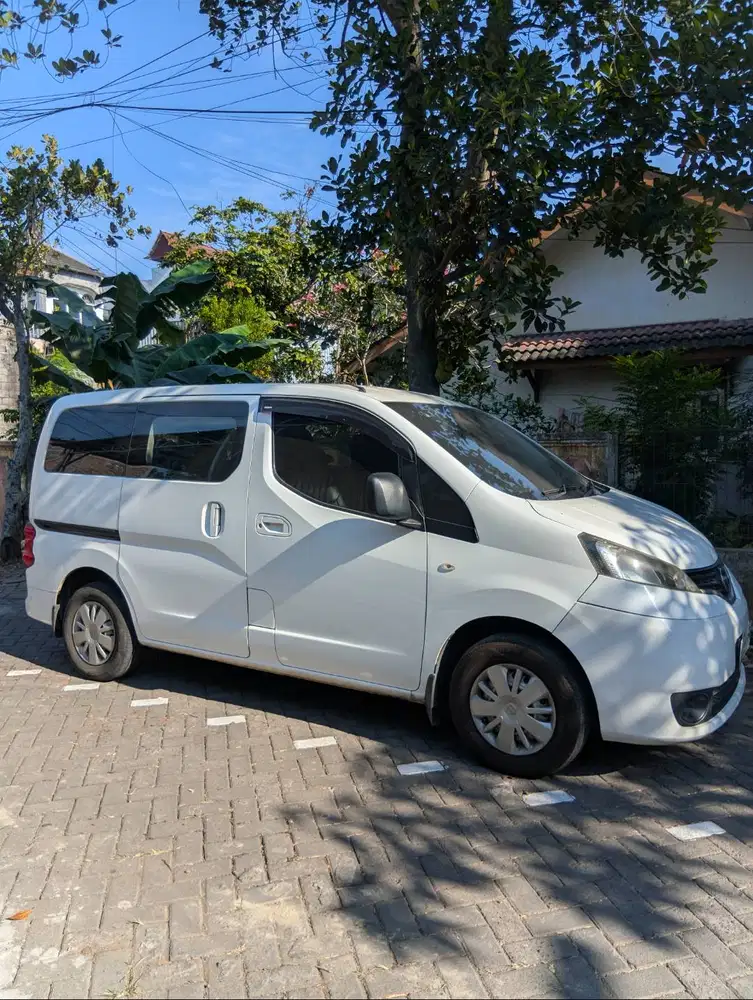 Dijual Nissan Evalia St 2013 Manual 74jt bisa negi