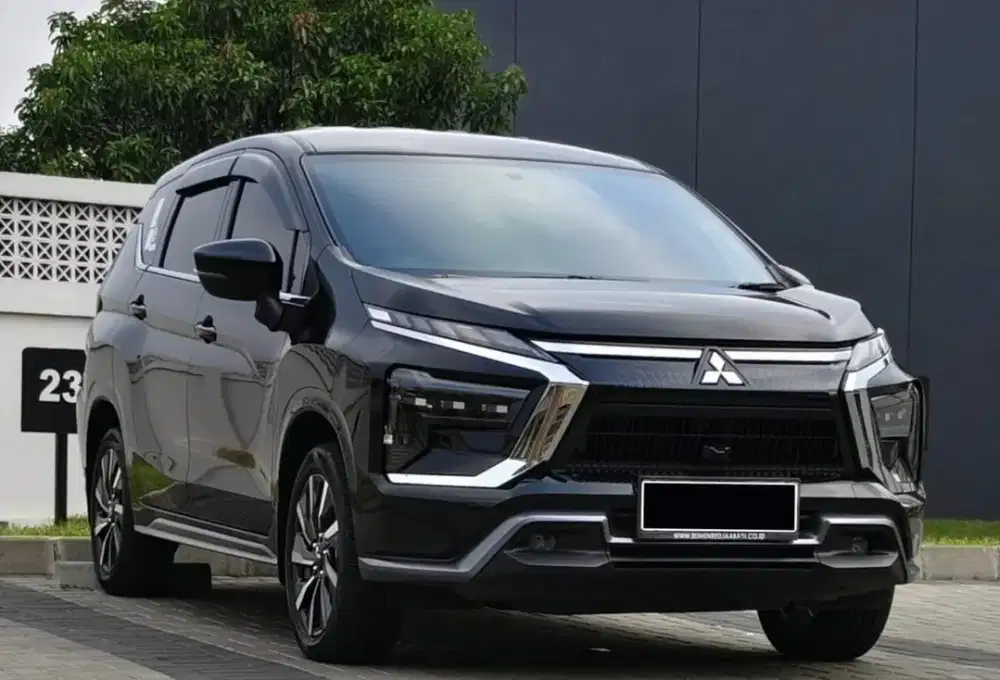 Mitsubishi Xpander Ultimate CVT 2025