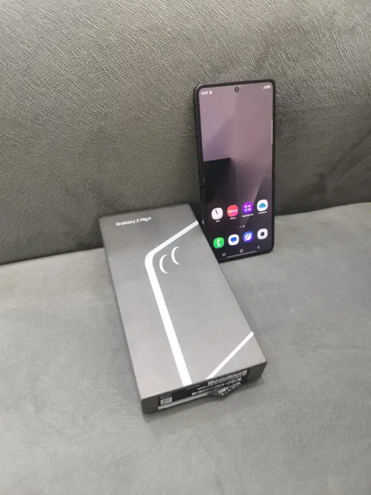 Samsung Z flip 7 12/256gb