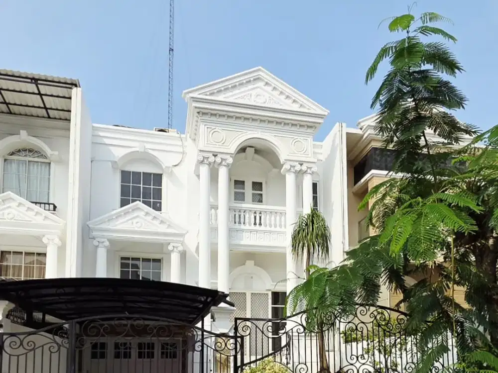 DISEWAKAN RUMAH LUAS SEMI FURNISHED SIAP HUNI di KATAMARAN INDAH JAKARTA UTARA