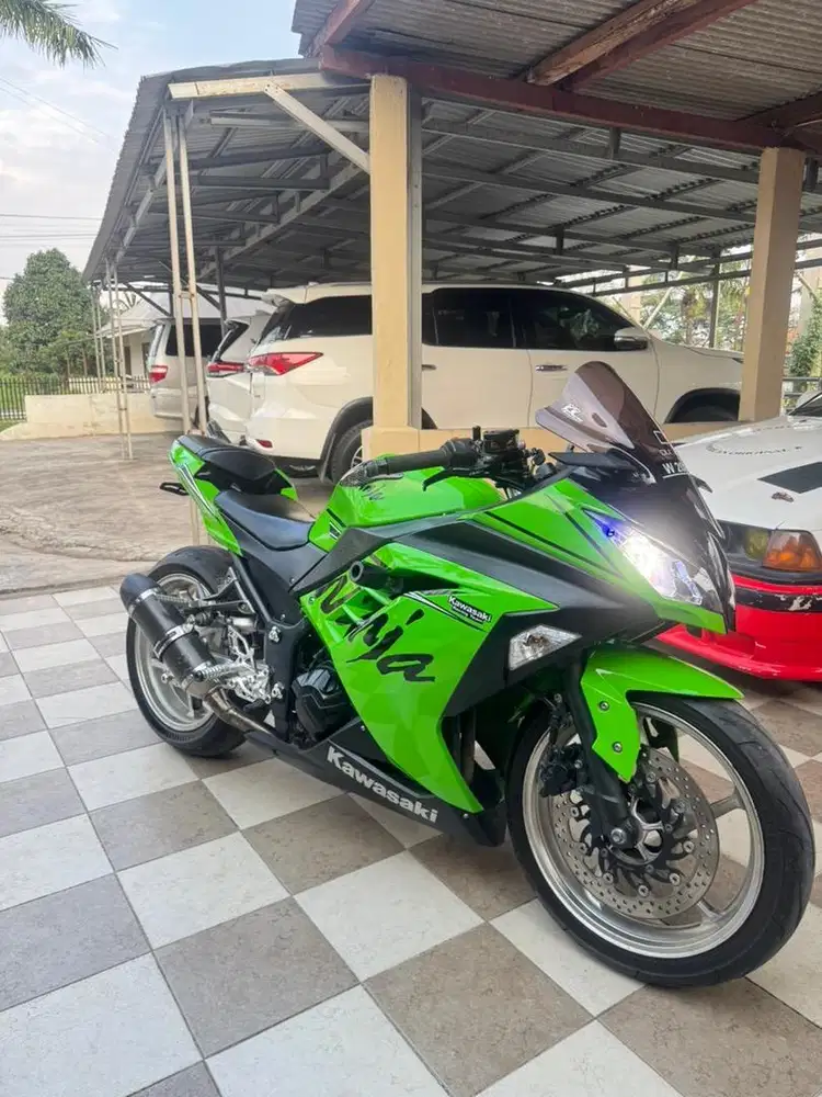 Jual KAWASAKI NINJA 250 2017 FULL MODIFED Barang Simpanan